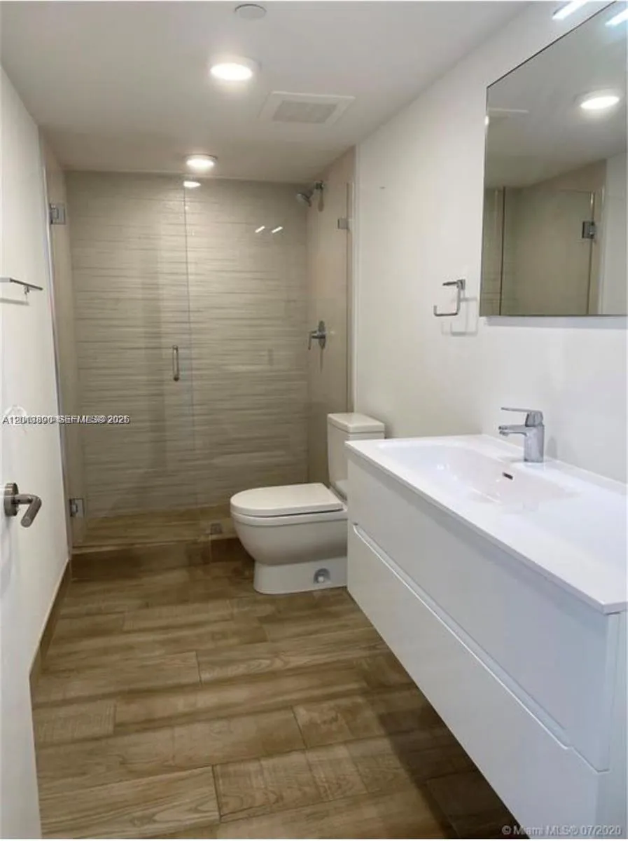9261 E Bay Harbor Dr # 704, Bay Harbor Islands FL 33154