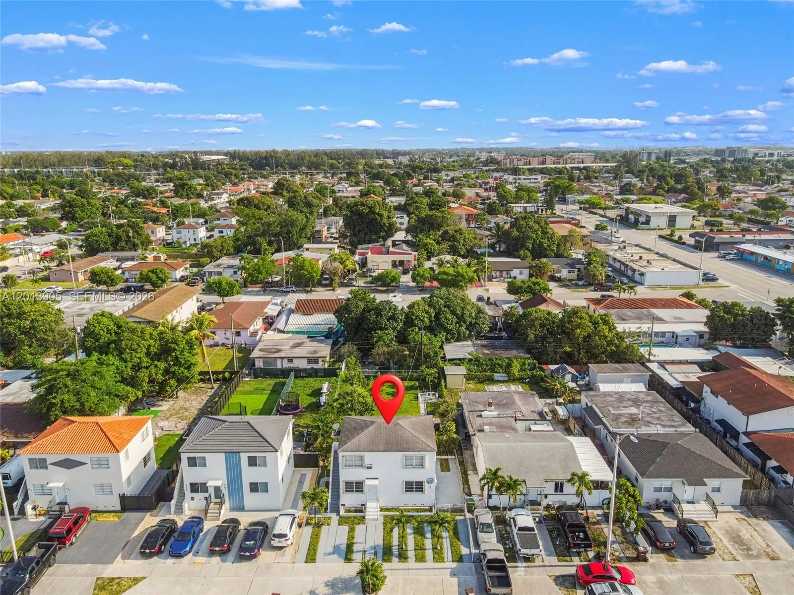 351 E 14th St, Hialeah FL 33010