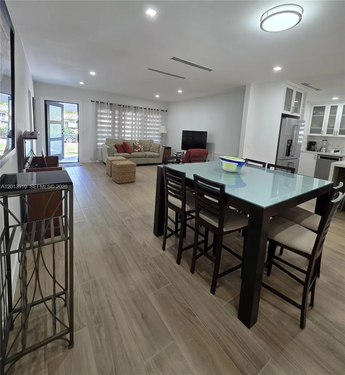 1015 Pizarro St, Coral Gables FL 33134