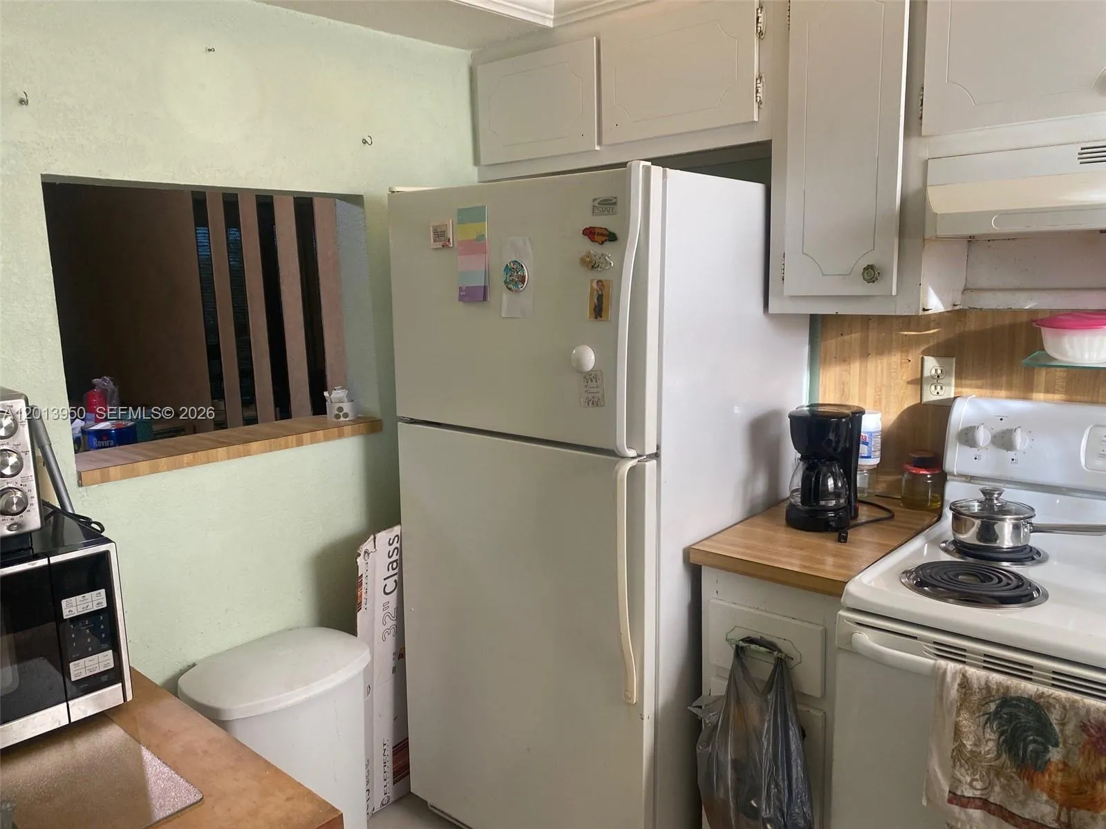 9370 Sunrise Lakes Blvd # 209, Sunrise FL 33322