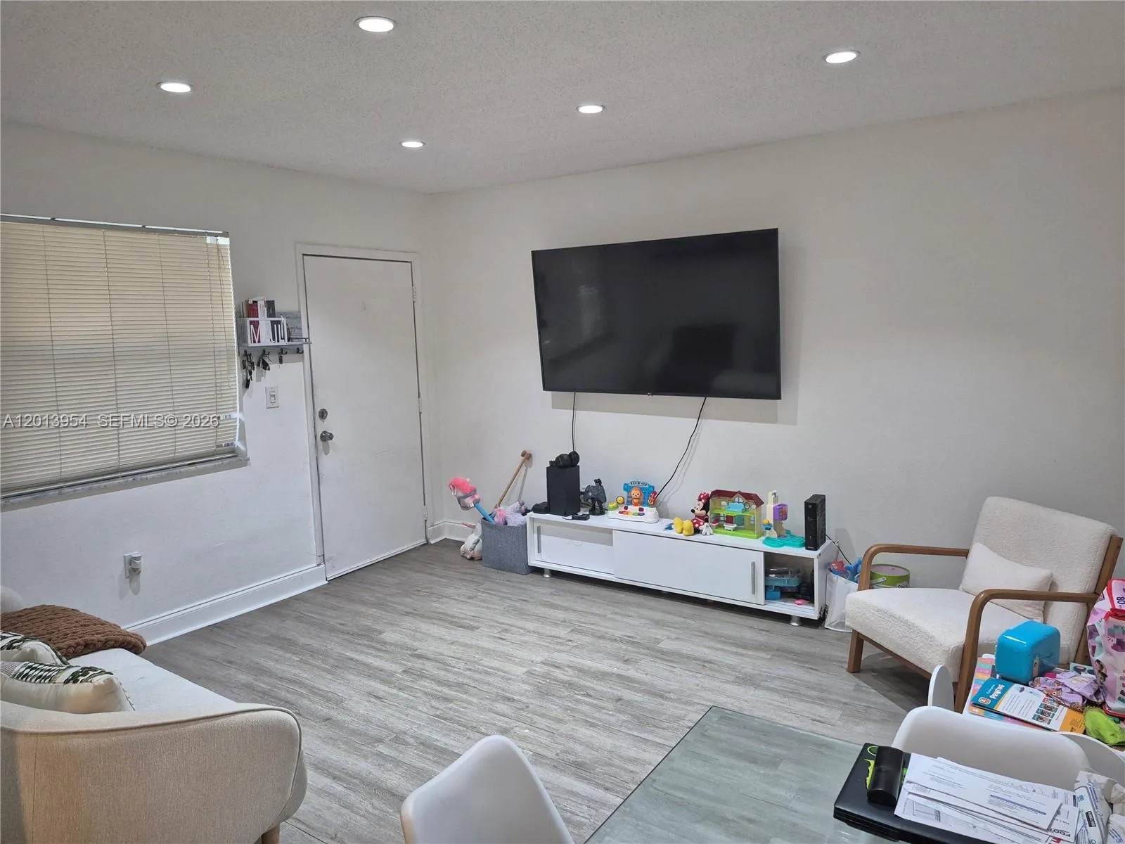 1975 NE 135th St # 2H, North Miami FL 33181
