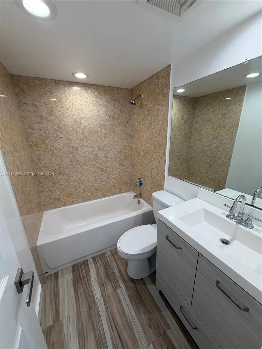 7101 SW 89th Ct # 110, Miami FL 33173