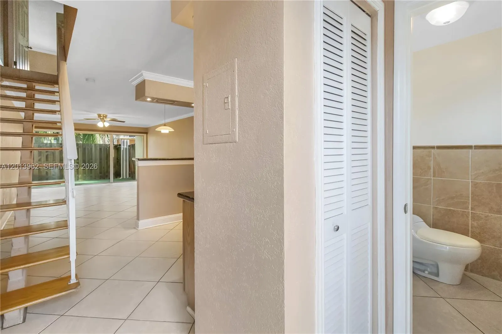 15385 S Dixie Hwy 4 Hwy, Palmetto Bay FL 33157