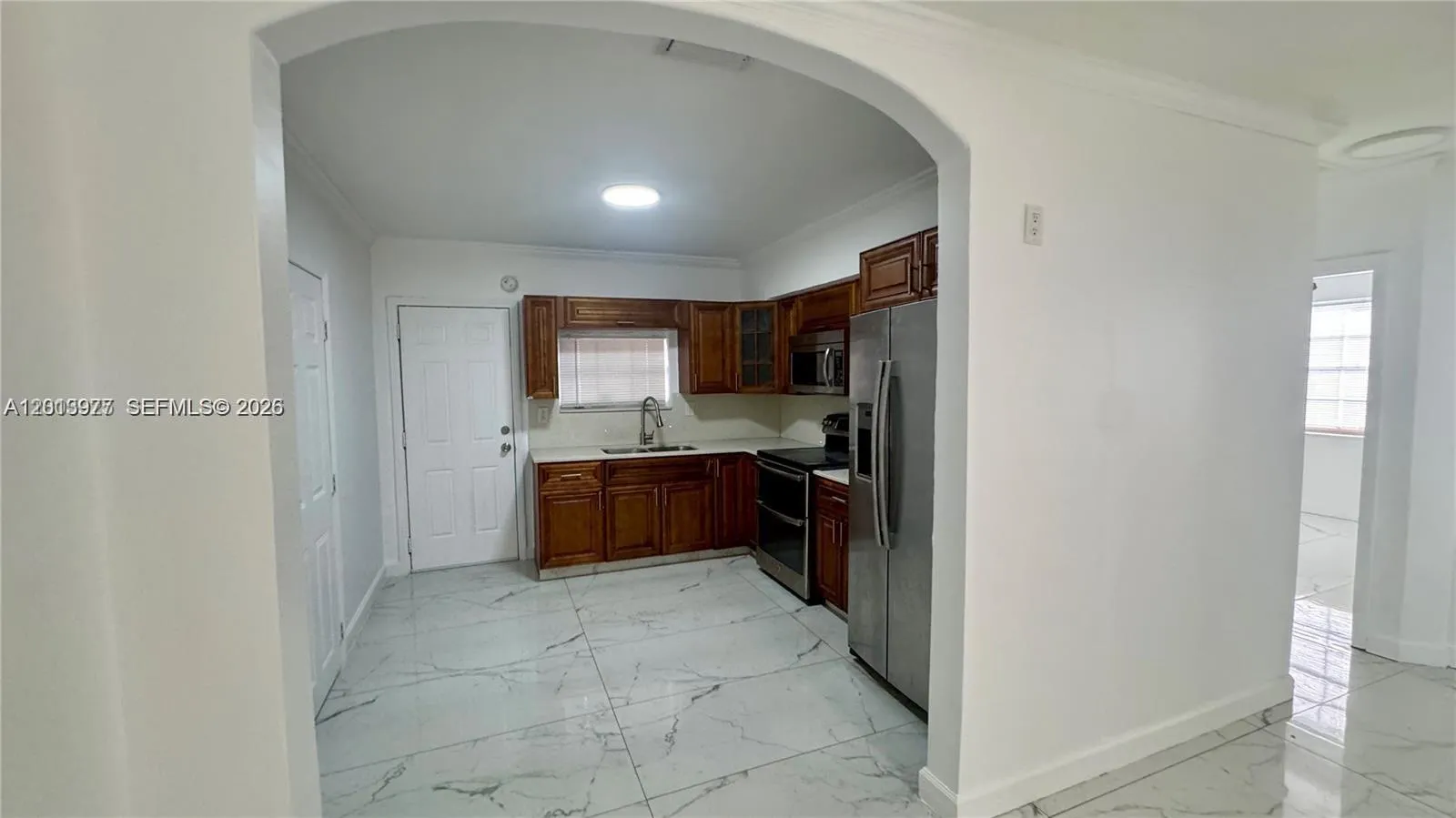 2731 NW 100th St # A, Miami FL 33147