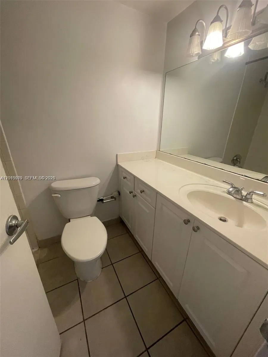 1000 West Ave # 1122, Miami Beach FL 33139
