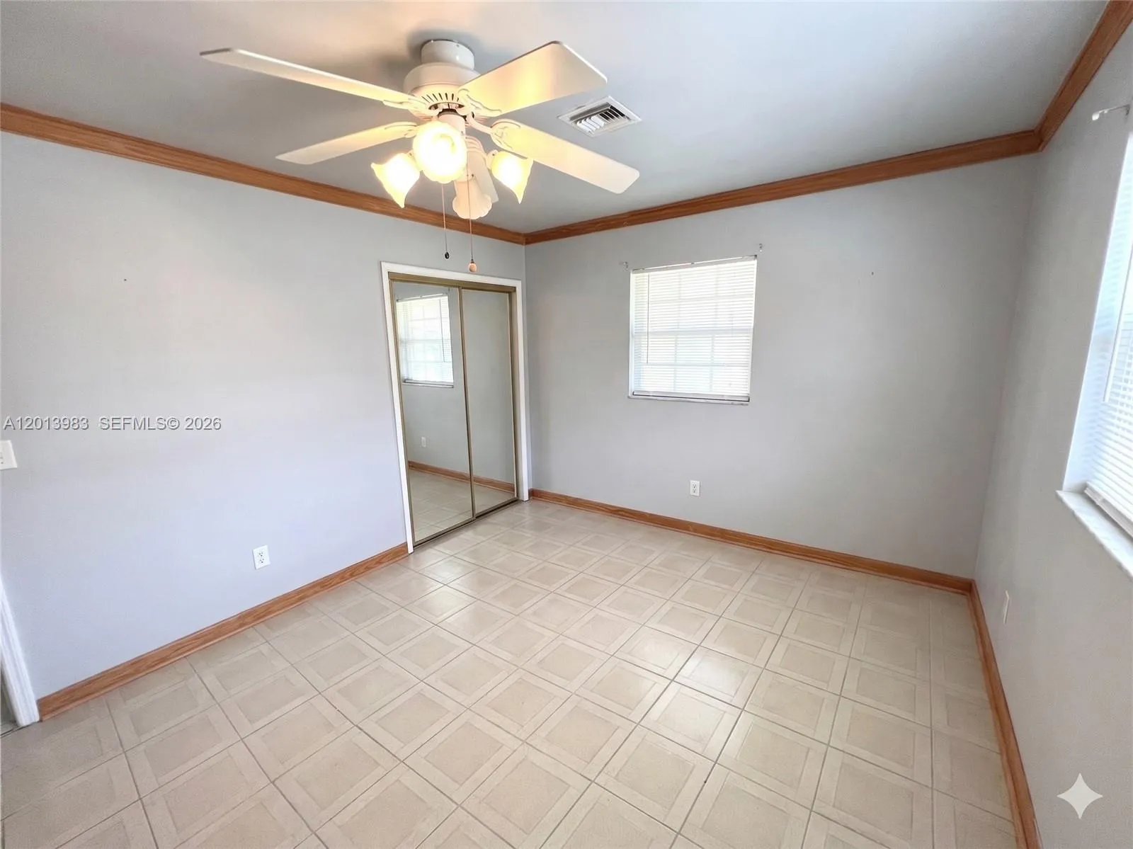 371 SW 67th Ter, Pembroke Pines FL 33023