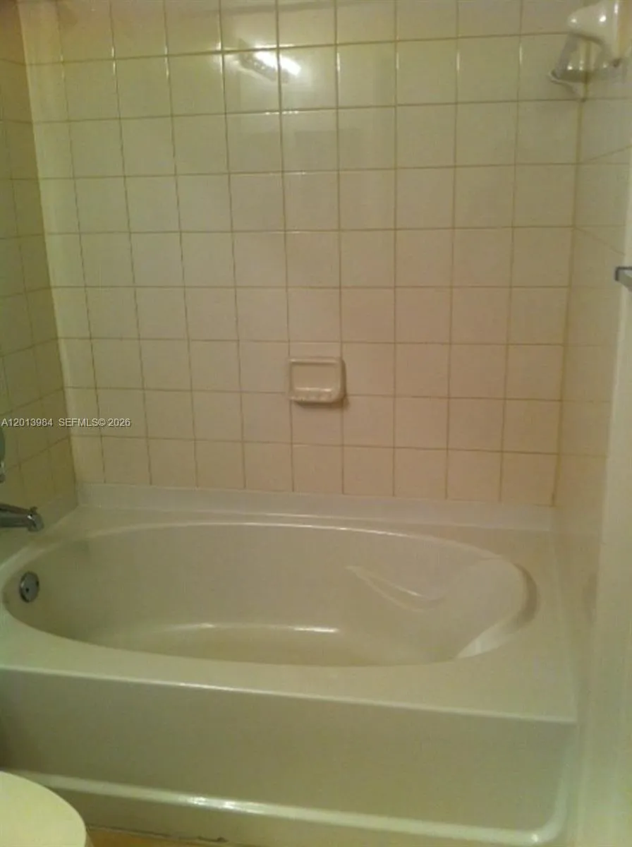 6001 SW 70th St # 331, South Miami FL 33143