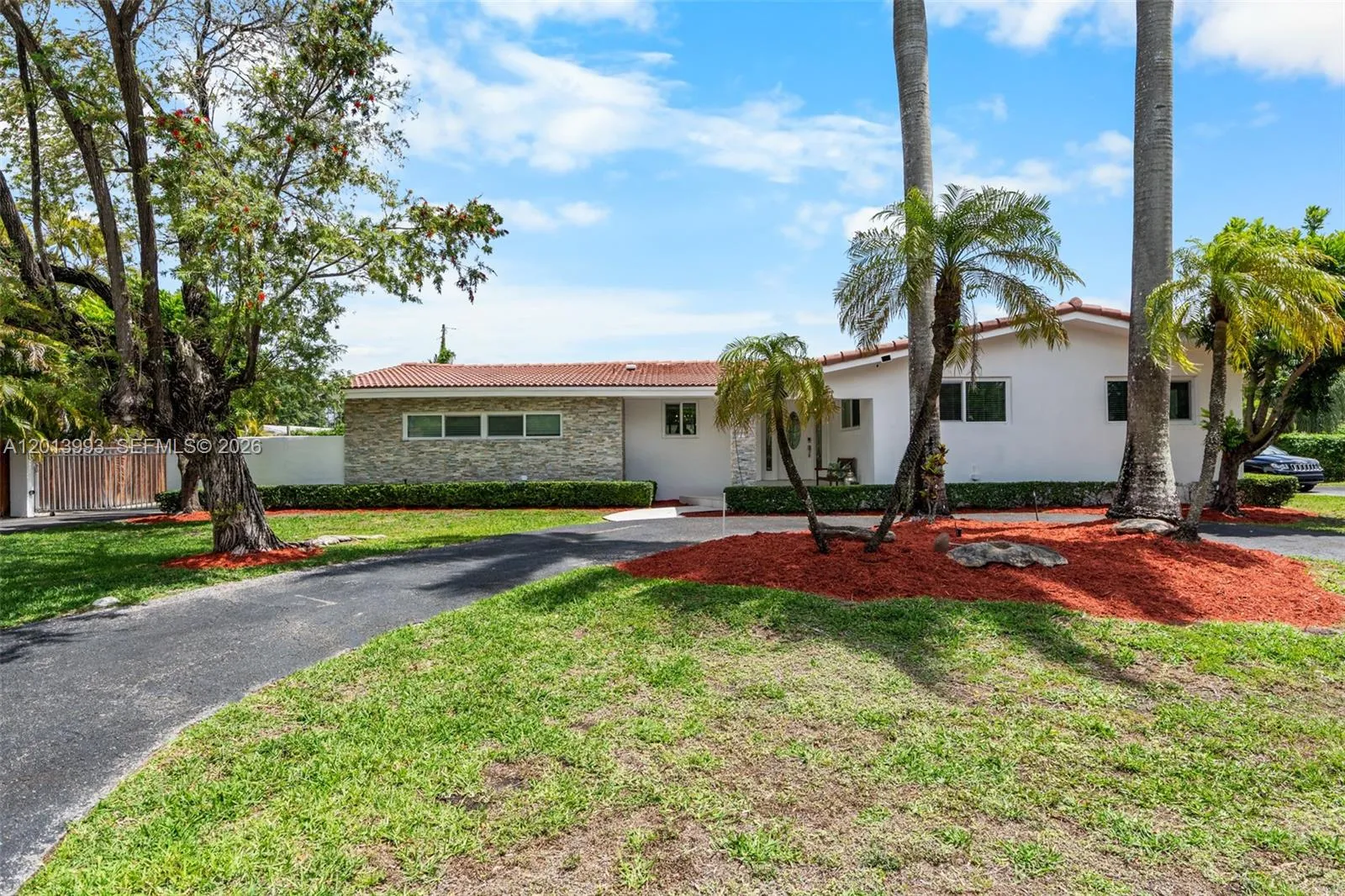 12425 SW 91st Ave, Miami FL 33176