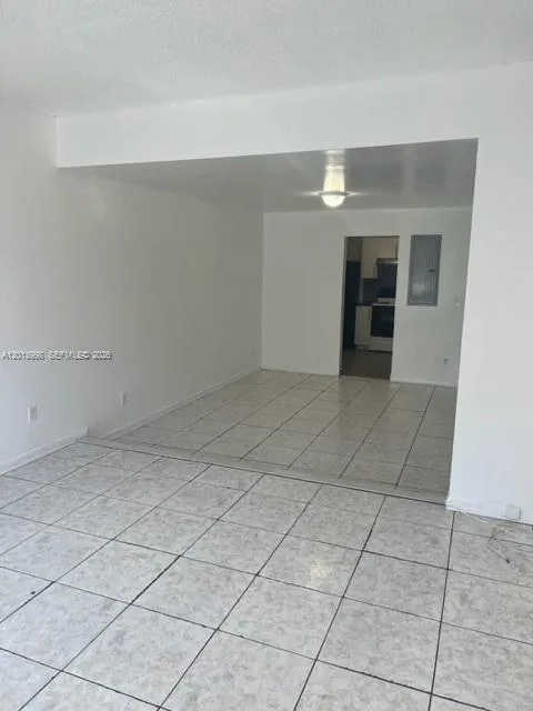 15153 NE 6th Ave # 10, Miami FL 33162