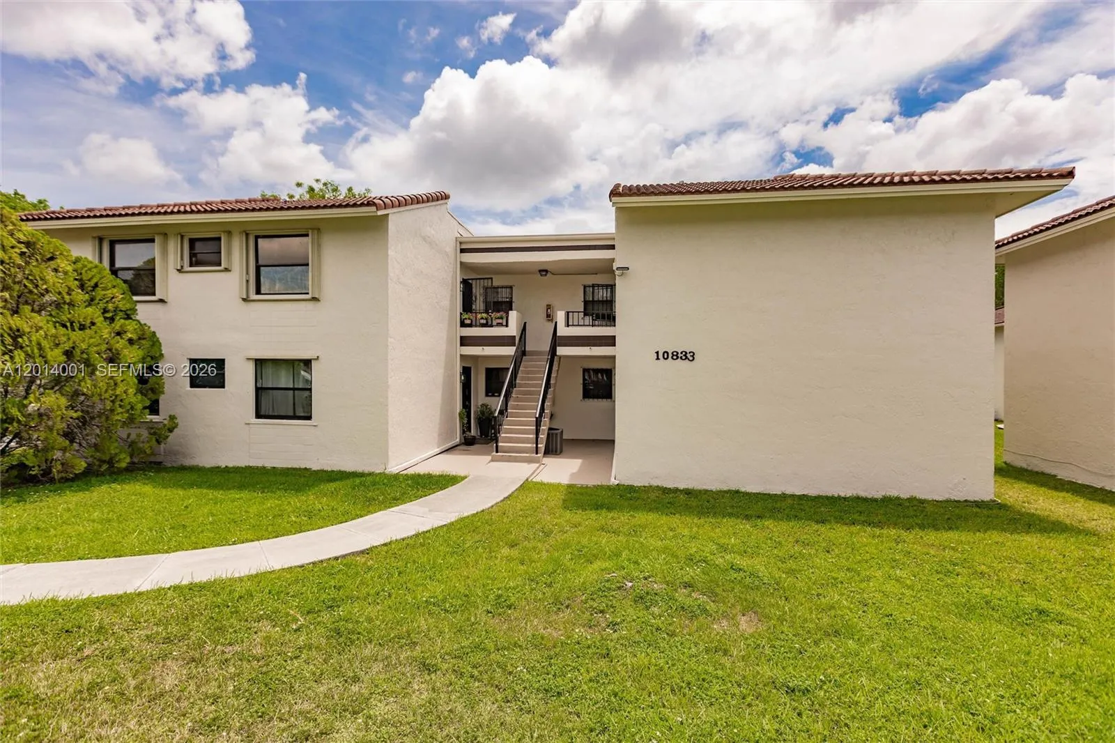 10833 NW 7th St # 22, Miami FL 33172