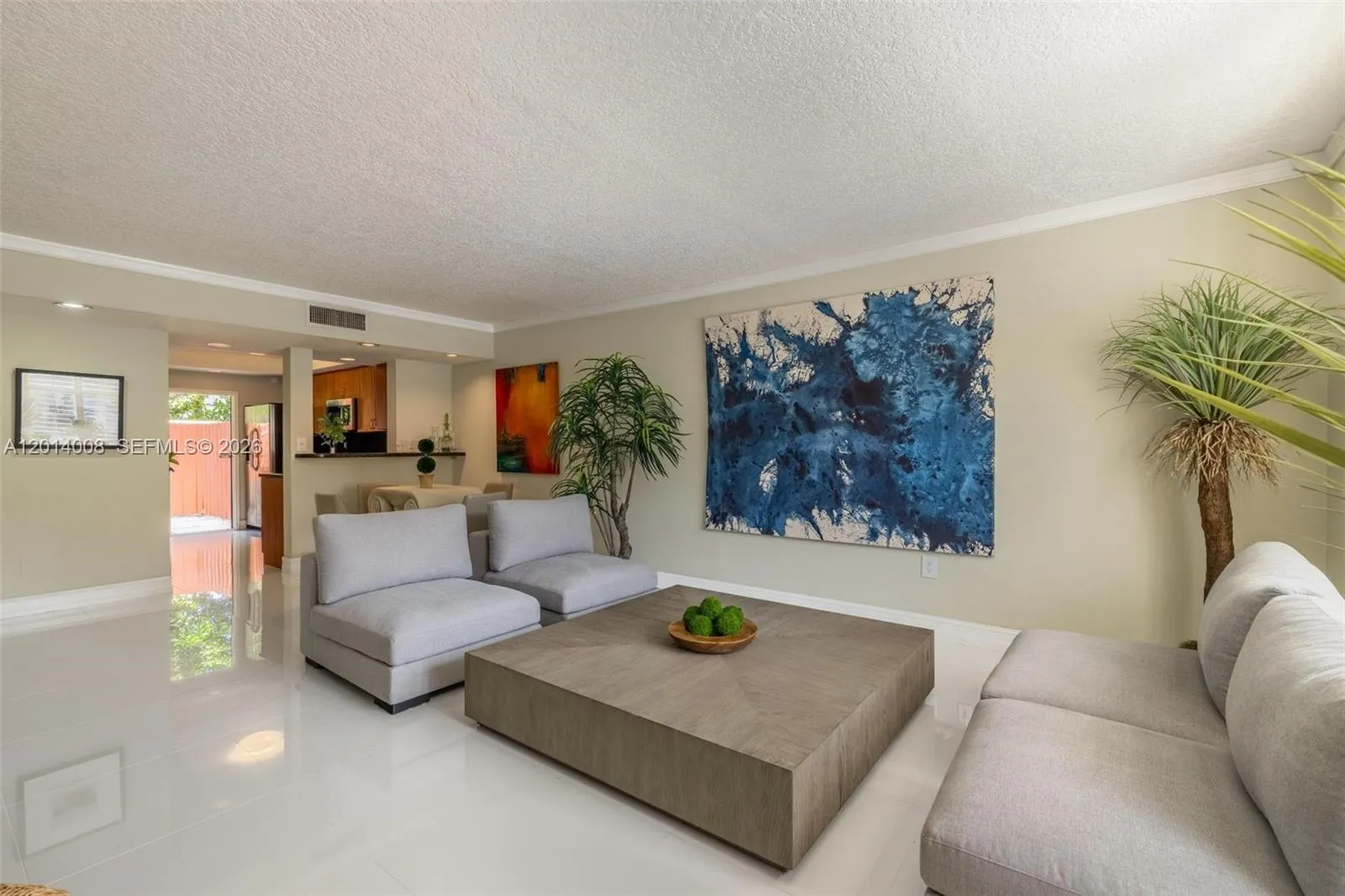 10122 SW 77th Ct, Miami FL 33156