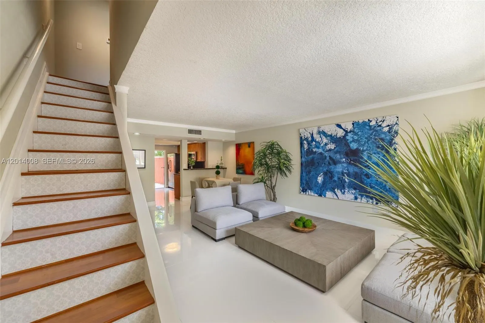 10122 SW 77th Ct, Miami FL 33156