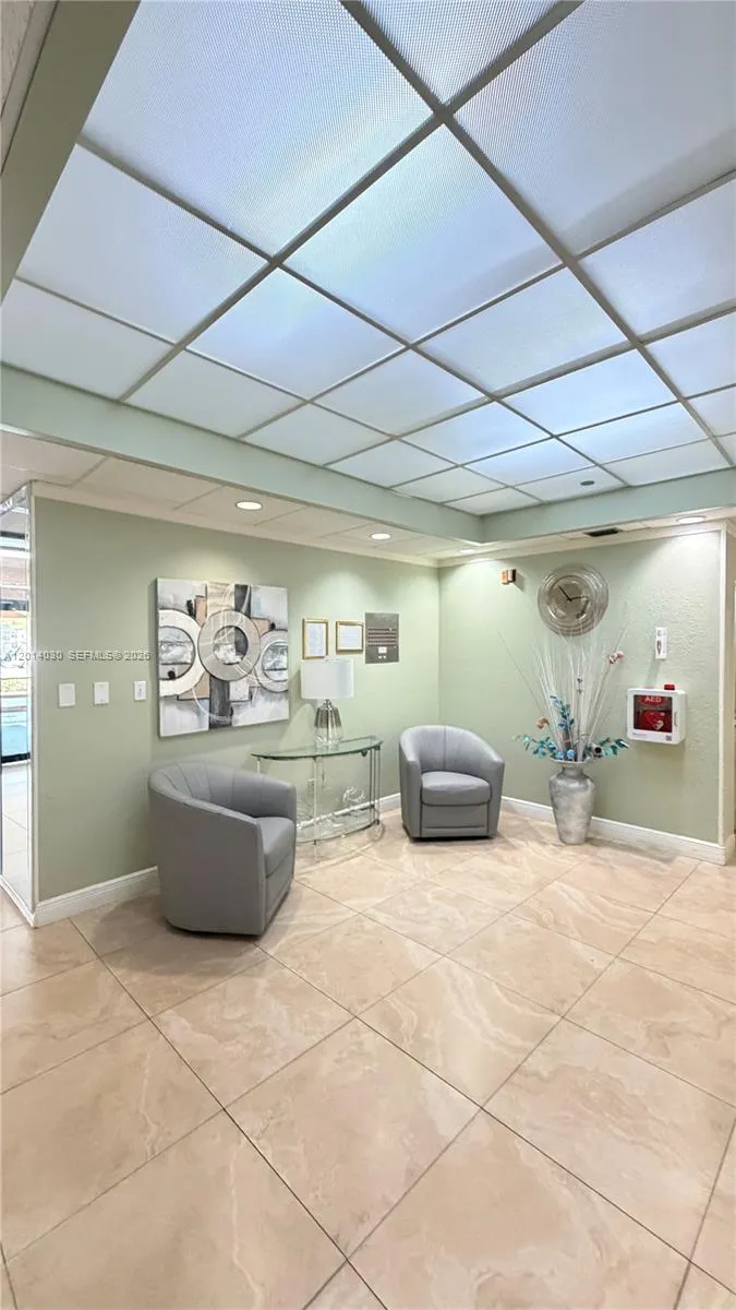 900 Saint Charles Pl # 520, Pembroke Pines FL 33026