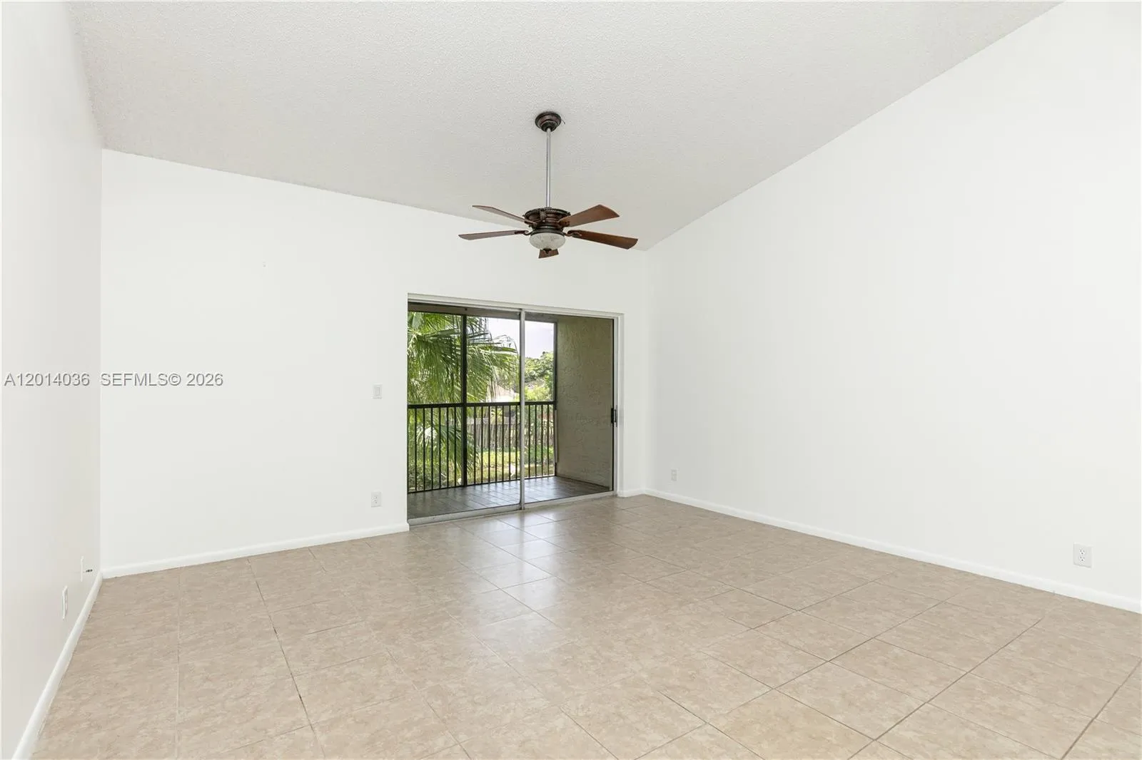 717 Gardens Dr # 201, Pompano Beach FL 33069