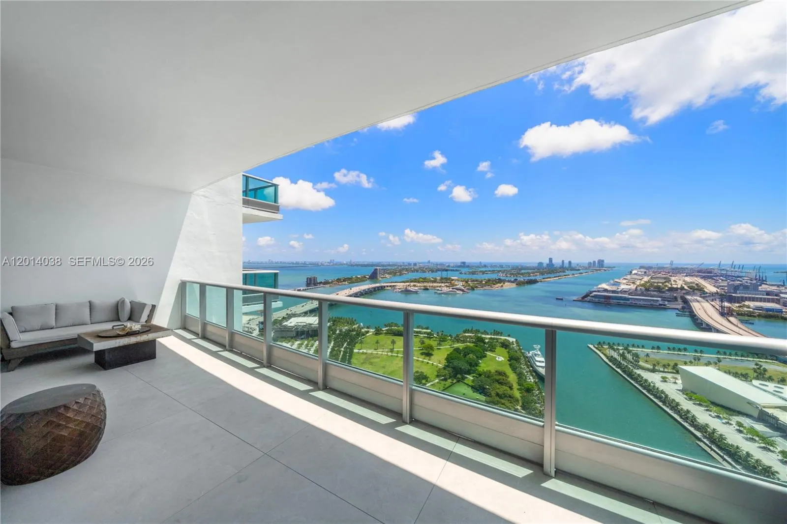 900 Biscayne Blvd # 4202, Miami FL 33132
