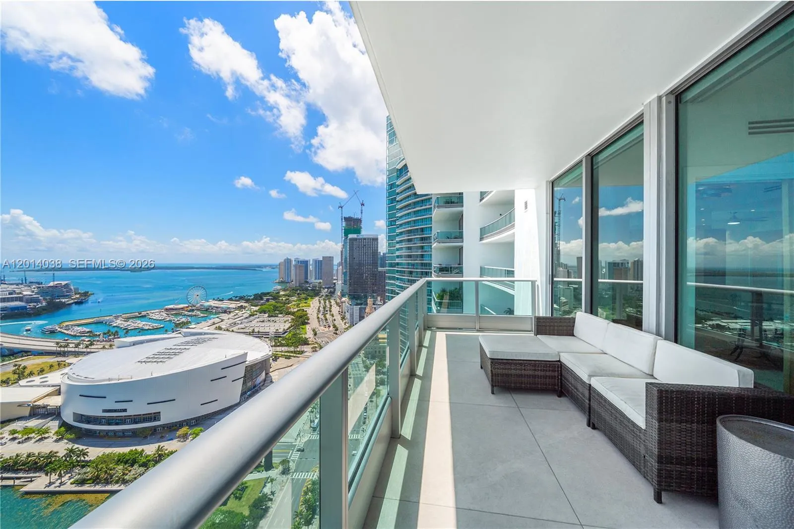 900 Biscayne Blvd # 4202, Miami FL 33132