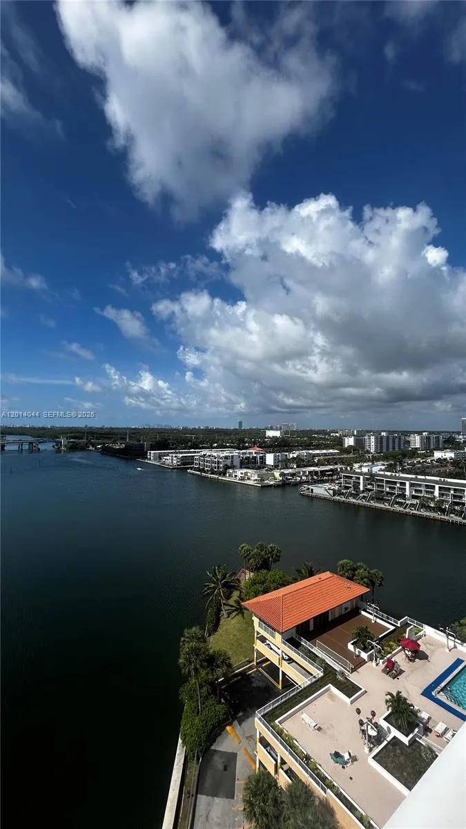 290 174th St # 1519, Sunny Isles Beach FL 33160