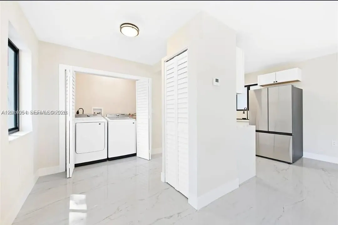 721 SW 5th Ct, Hallandale Beach FL 33009