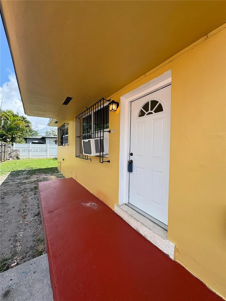 1491 NW 56th St # 1493, Miami FL 33142