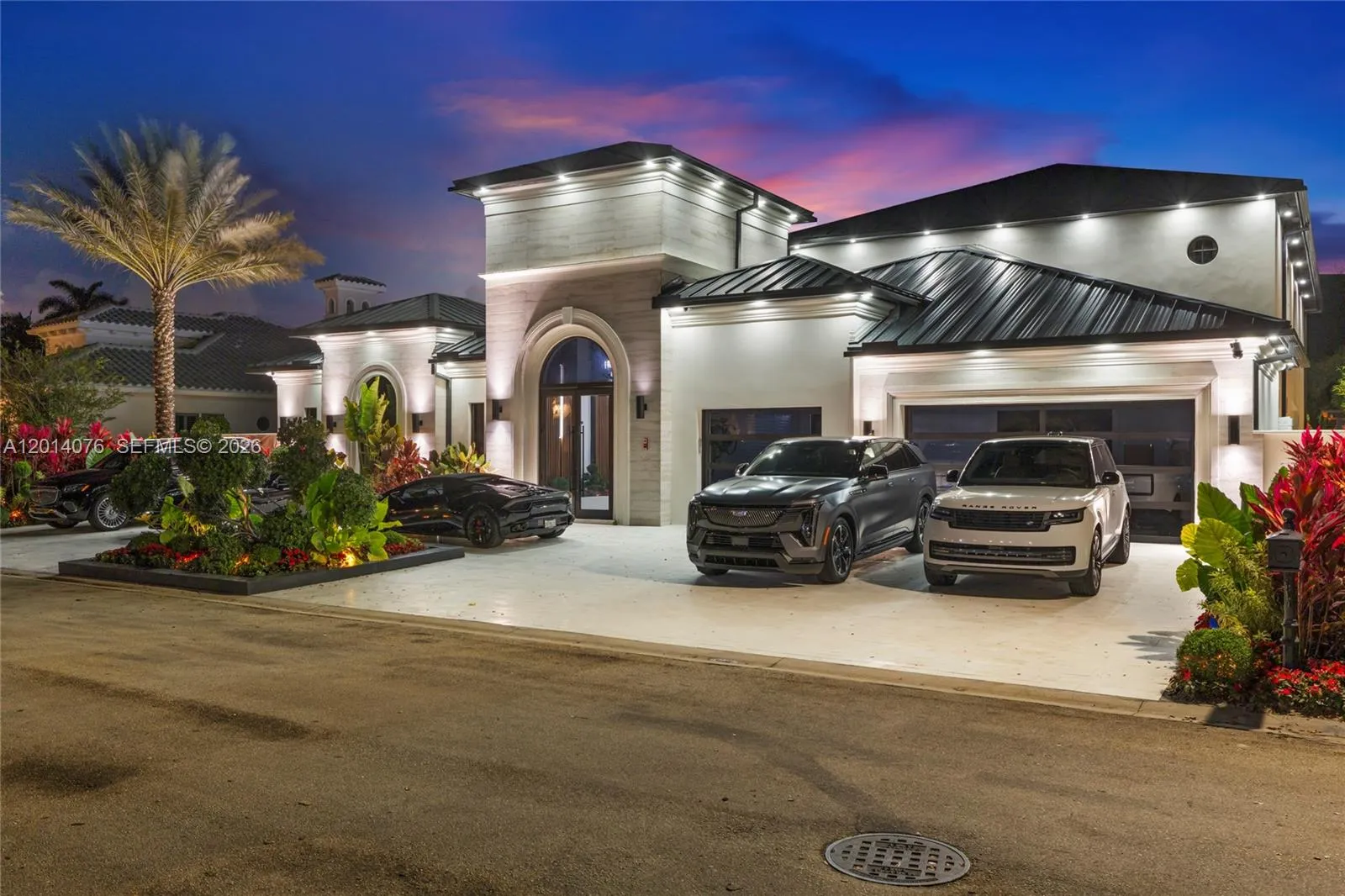 541 E Enclave Cir E, Pembroke Pines FL 33027