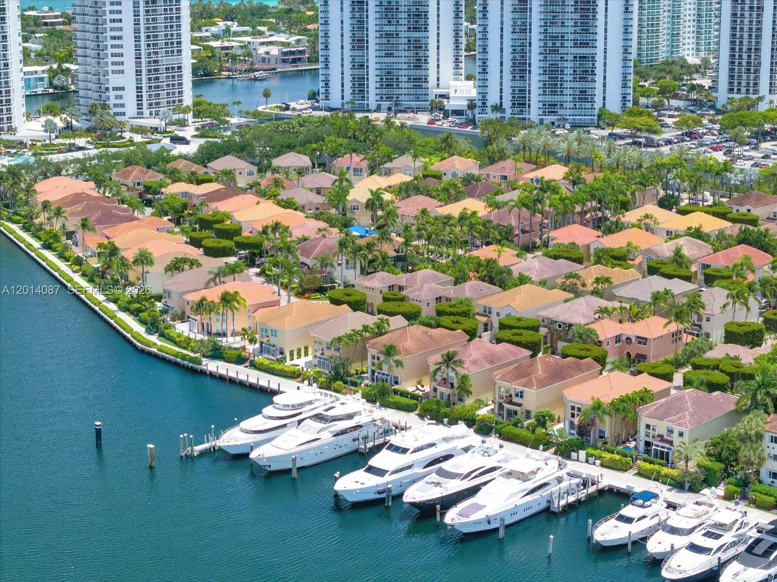 3728 NE 208th Ter, Aventura FL 33180
