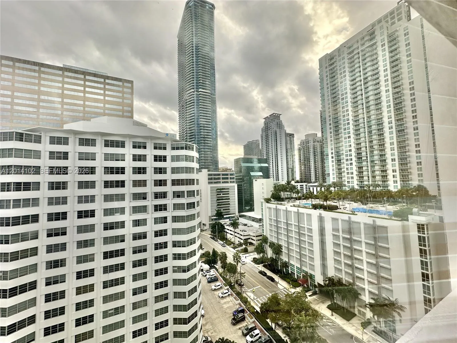 825 Brickell Bay Dr # 1751, Miami FL 33131