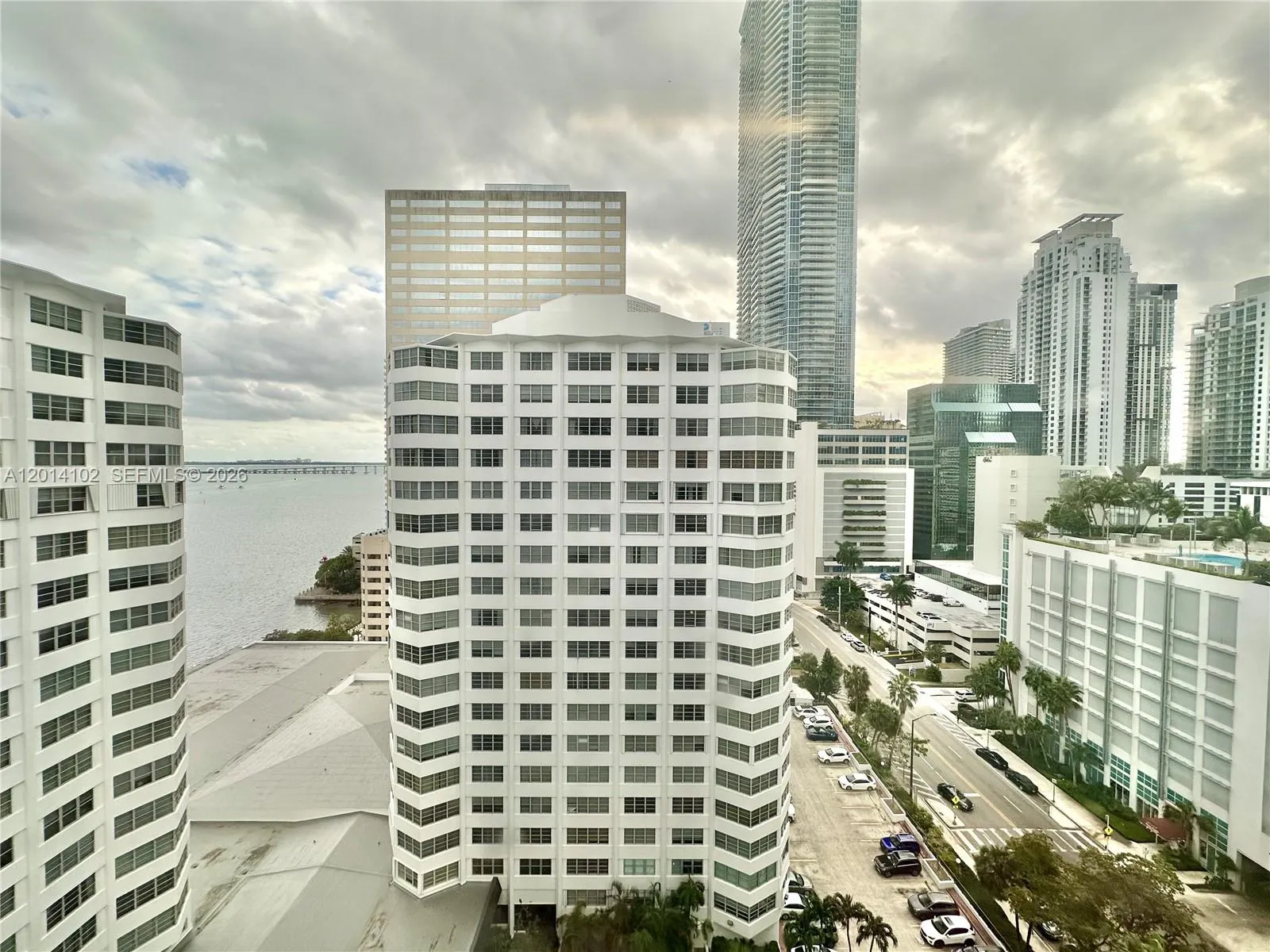 825 Brickell Bay Dr # 1751, Miami FL 33131