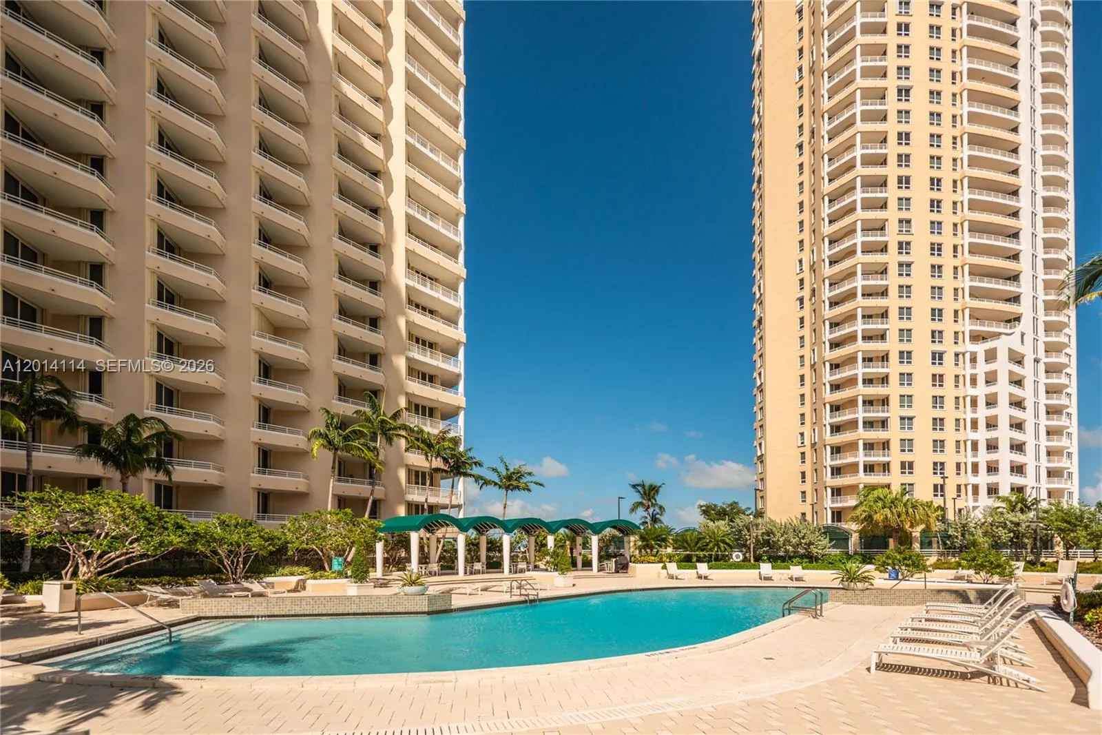 888 Brickell Key Dr # 211, Miami FL 33131
