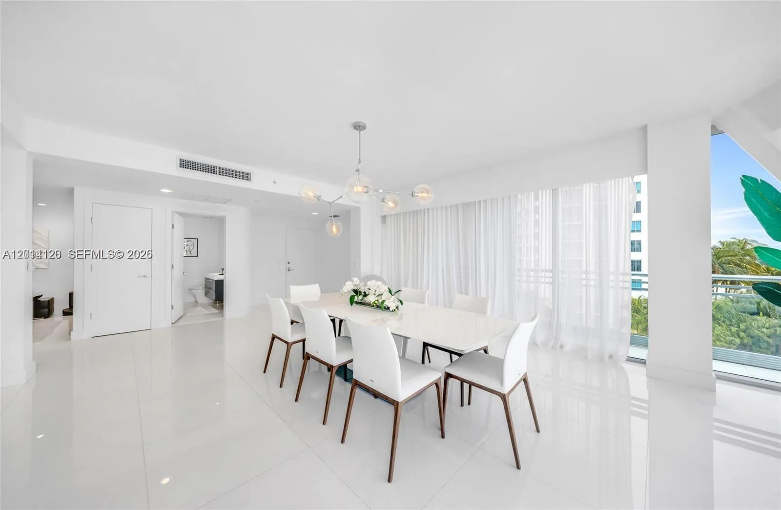 2950 NE 188th St # 547, Aventura FL 33180