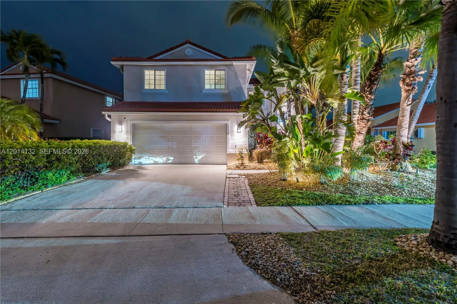 1080 NW 192nd Ave, Pembroke Pines FL 33029