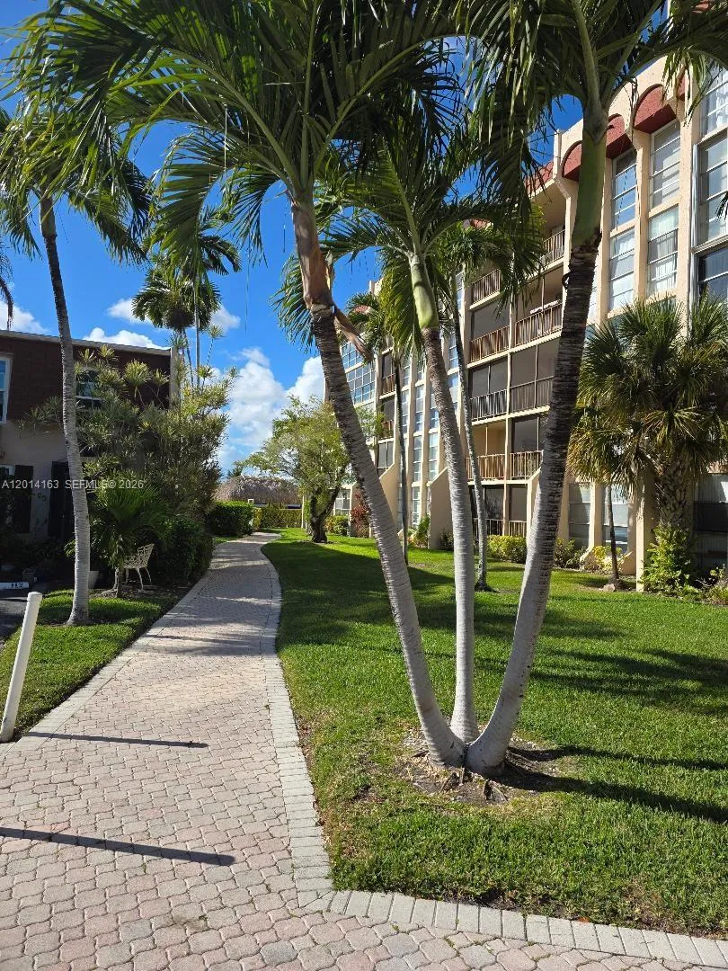 2001 Atlantic Shores Blvd # 104, Hallandale Beach FL 33009