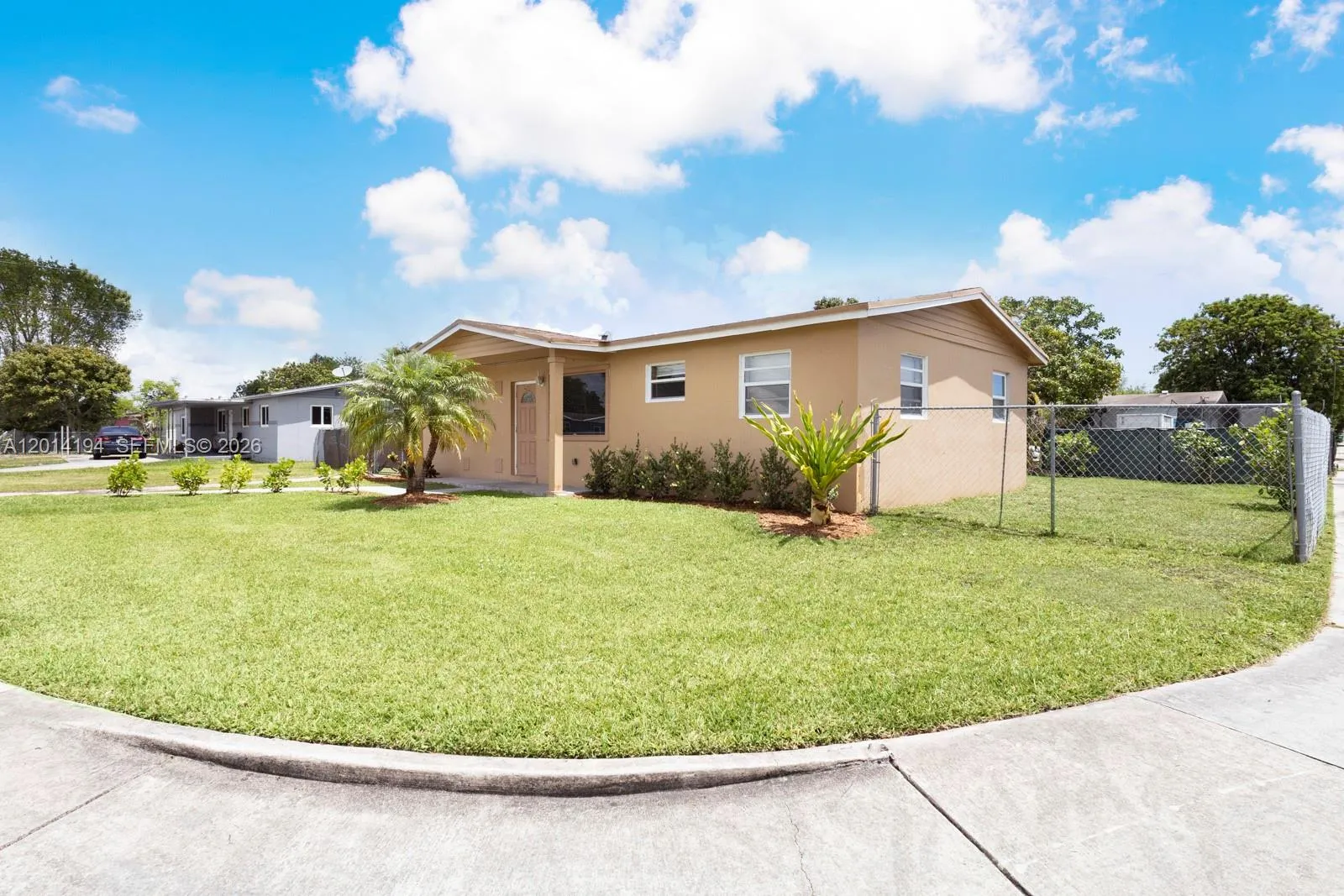22345 SW 118th Ct, Miami FL 33170