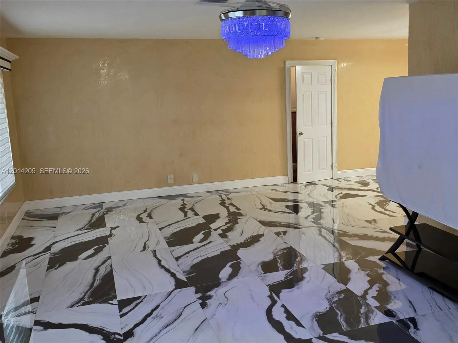 5240 SW 10th Ct, Plantation FL 33317