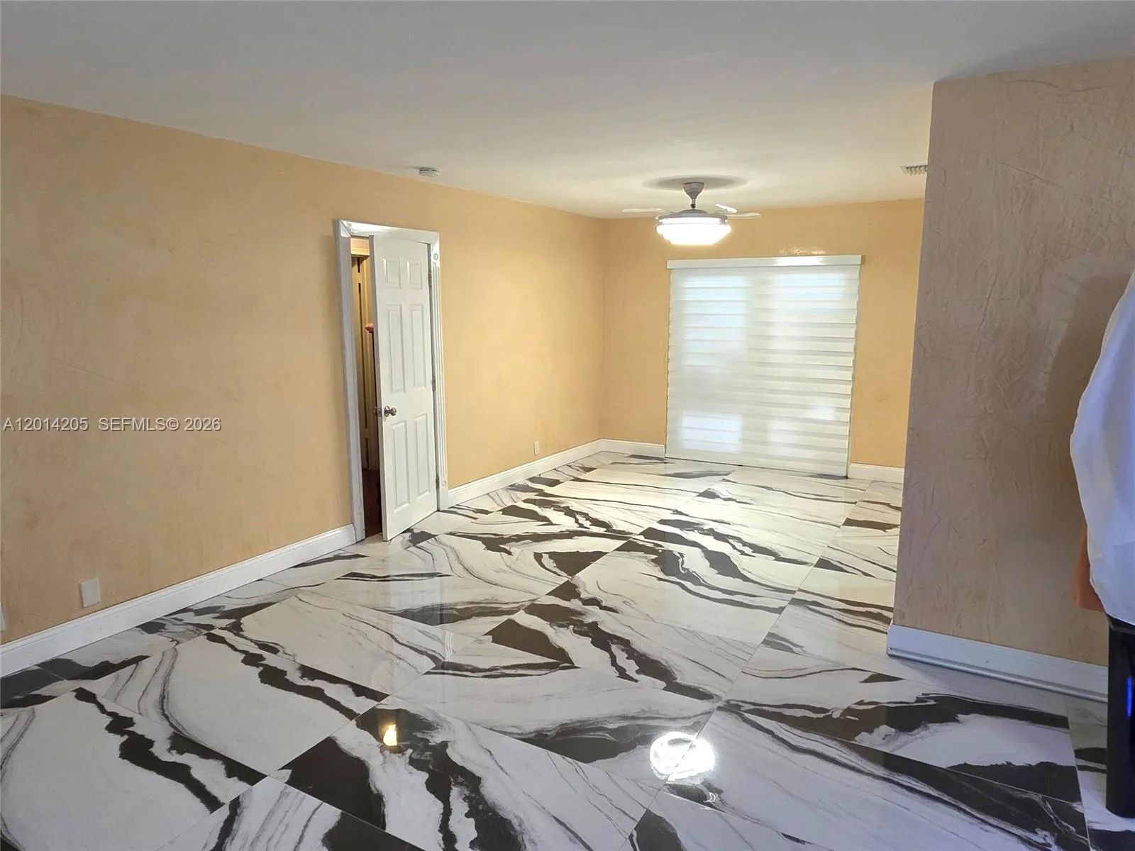 5240 SW 10th Ct, Plantation FL 33317