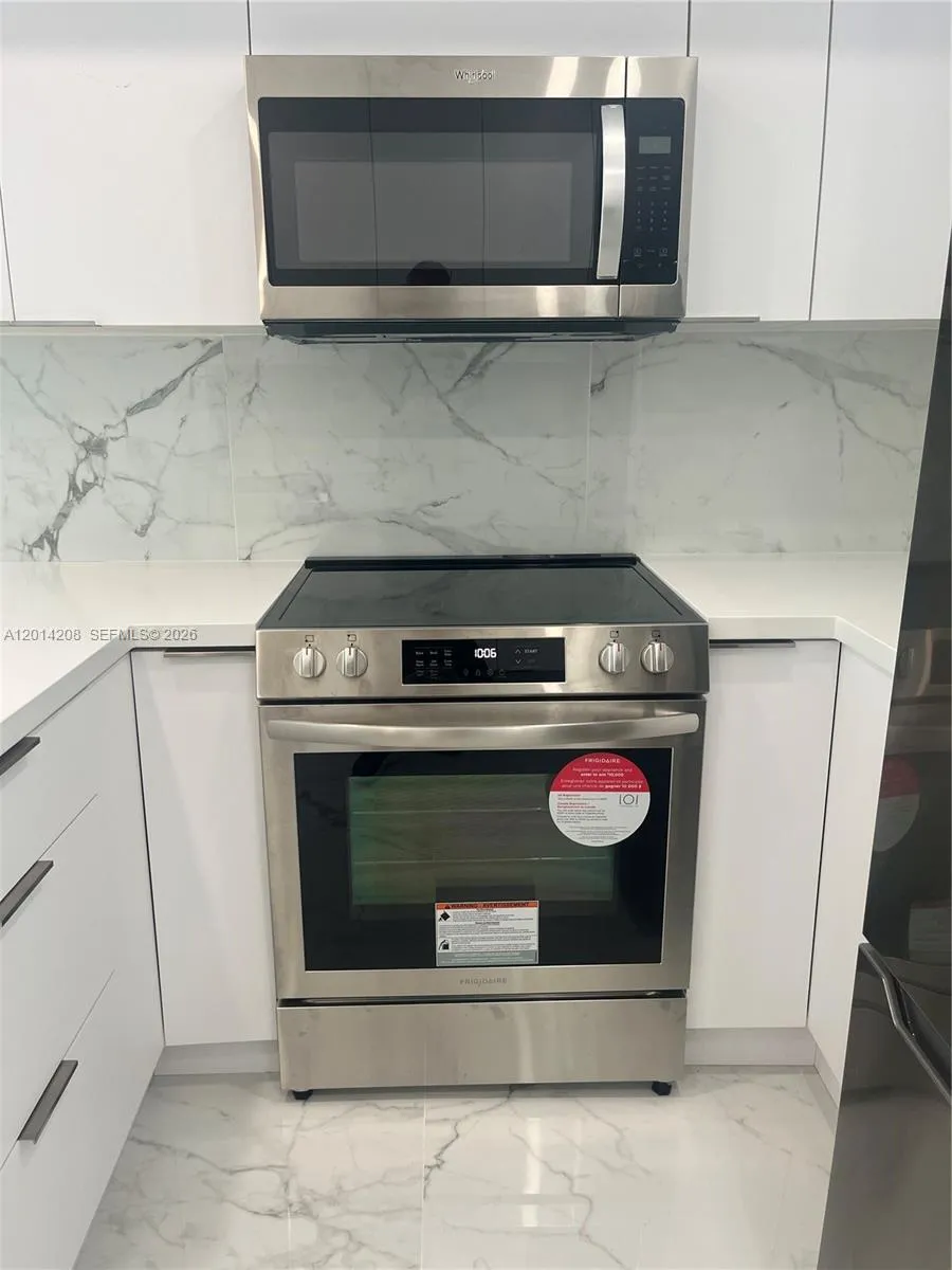3505 S Ocean Dr # 210, Hollywood FL 33019