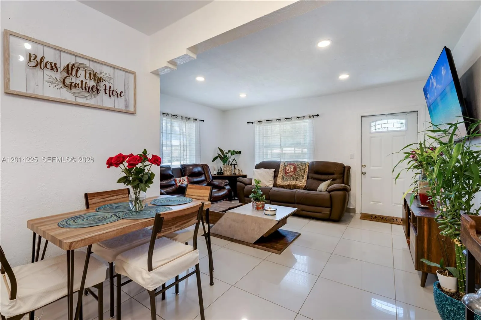 1059 NW 77th St, Miami FL 33150