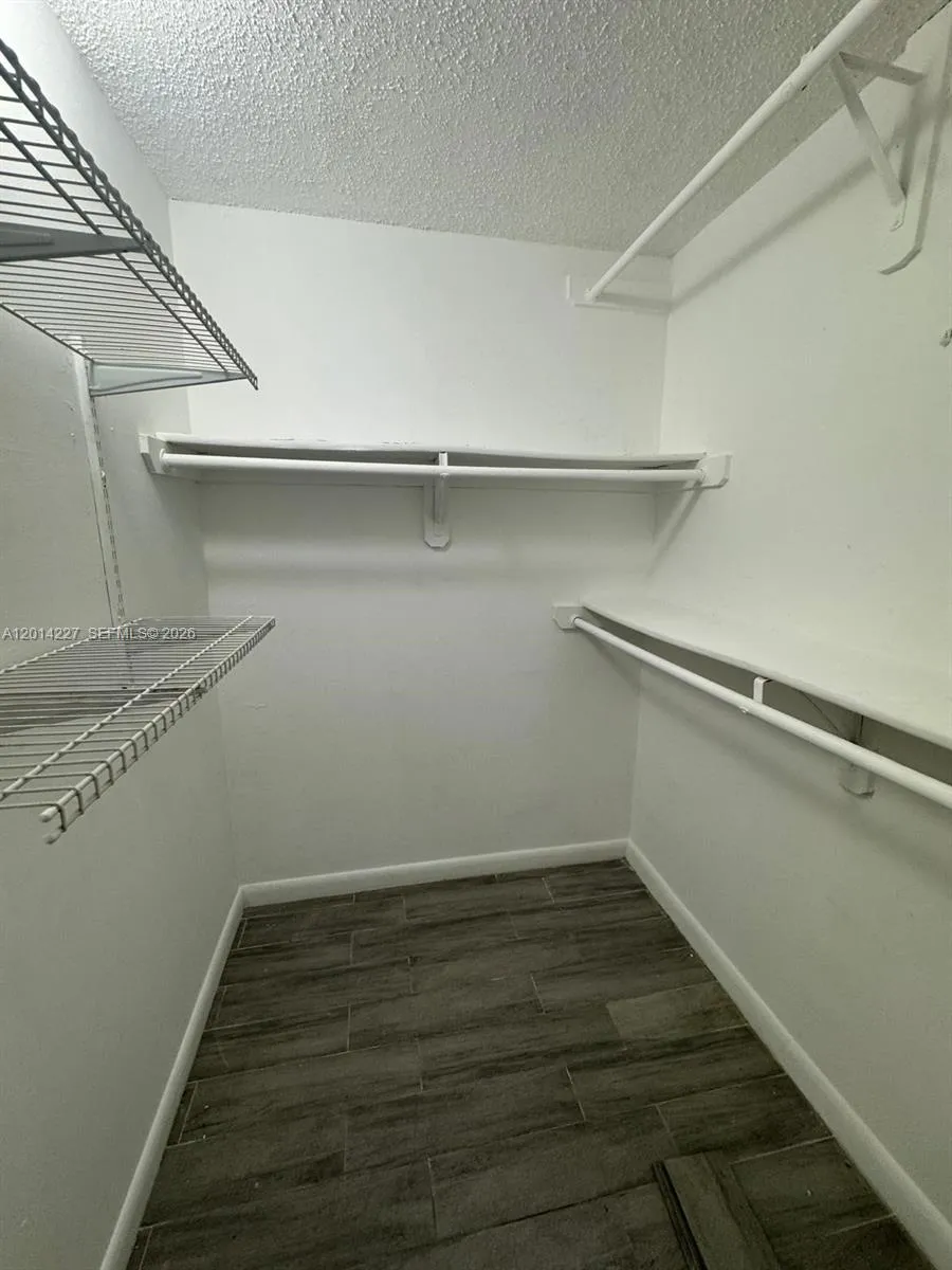 7010 NW 186th St # 102A, Hialeah FL 33015