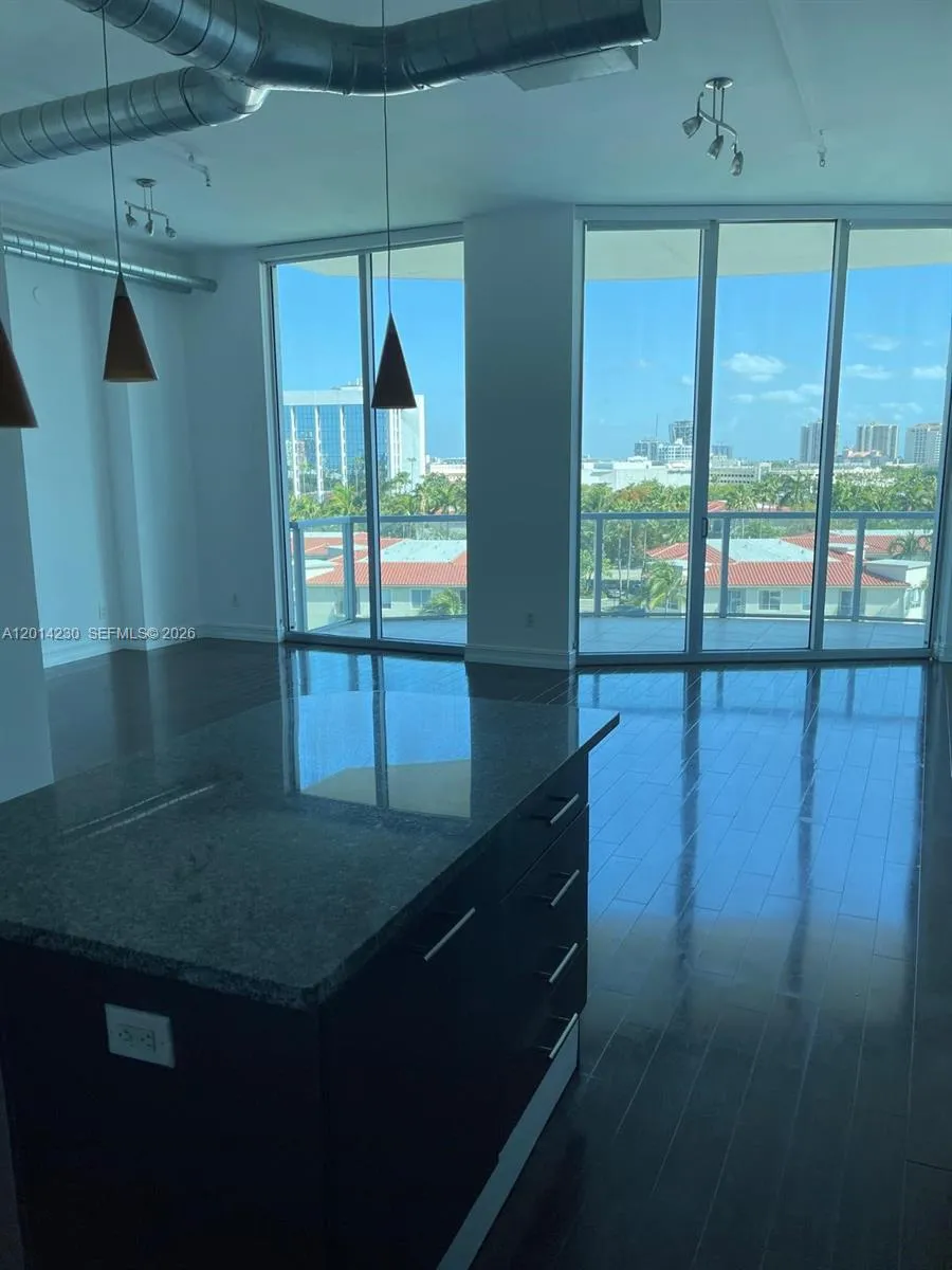 3029 NE 188th St # 602, Aventura FL 33180
