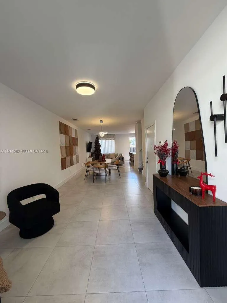 7187 NW 103 PATH # 7187, Miami FL 33178