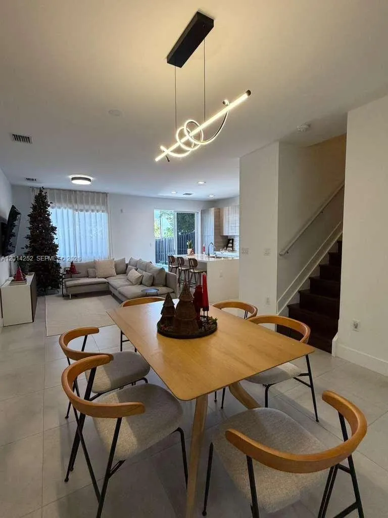 7187 NW 103 PATH # 7187, Miami FL 33178