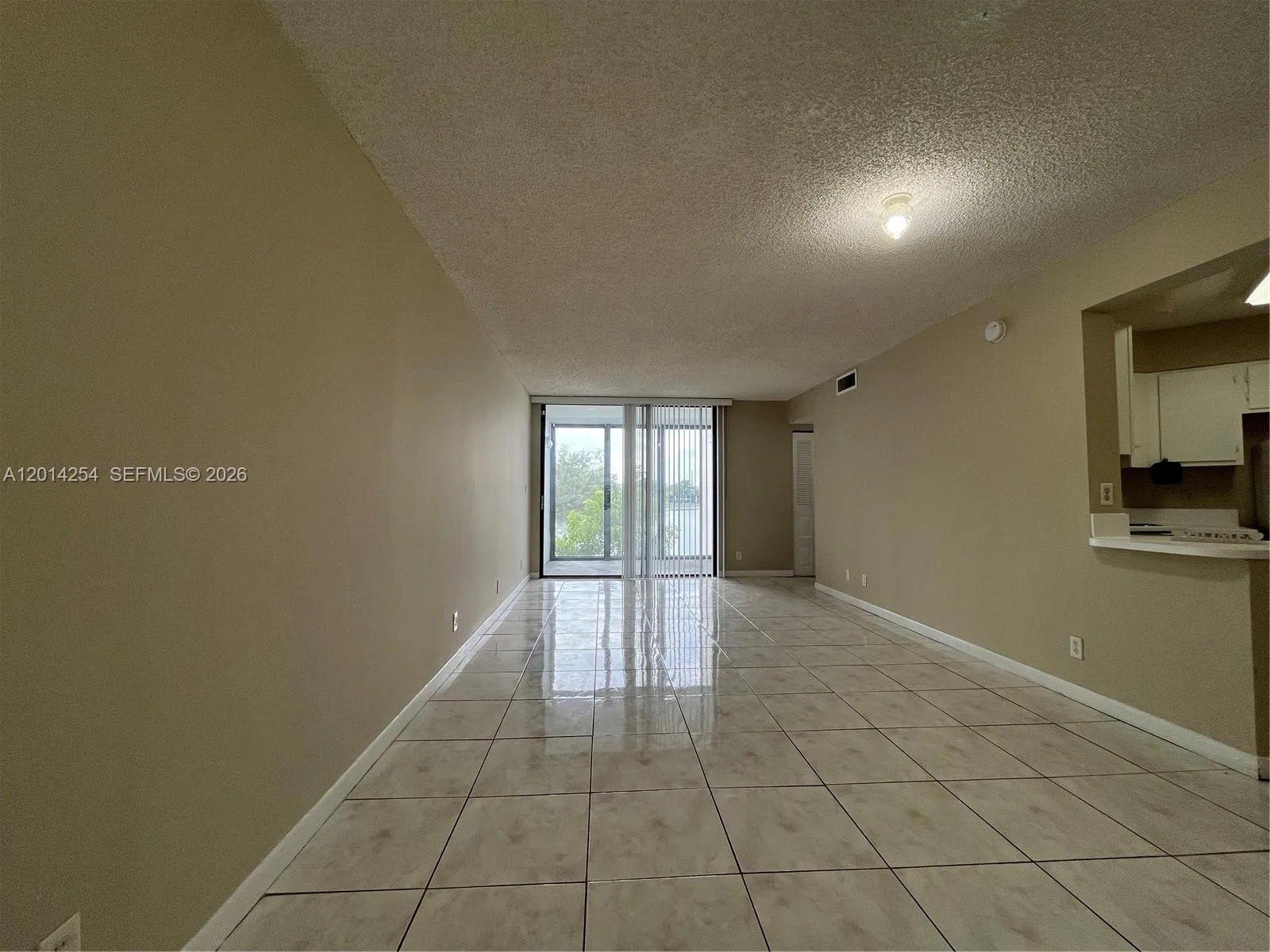 212 Lake Pointe Dr # 209, Oakland Park FL 33309