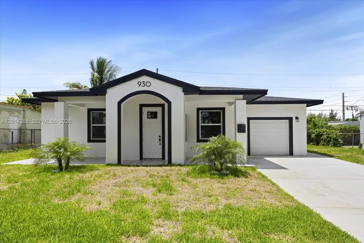 930 34th St, West Palm Beach FL 33407