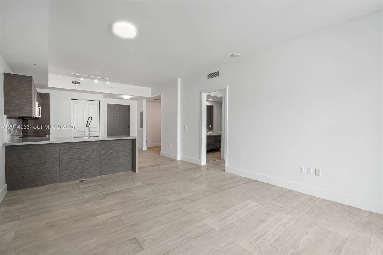 1080 Brickell Ave # 2606, Miami FL 33131