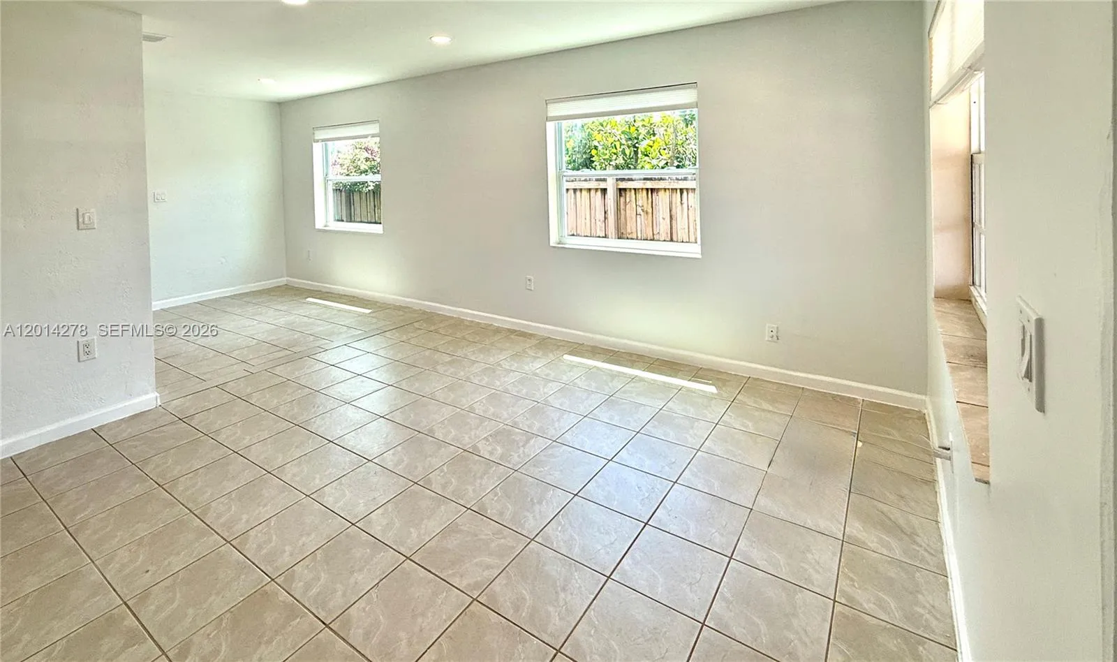 2318 Dewey St, Hollywood FL 33020