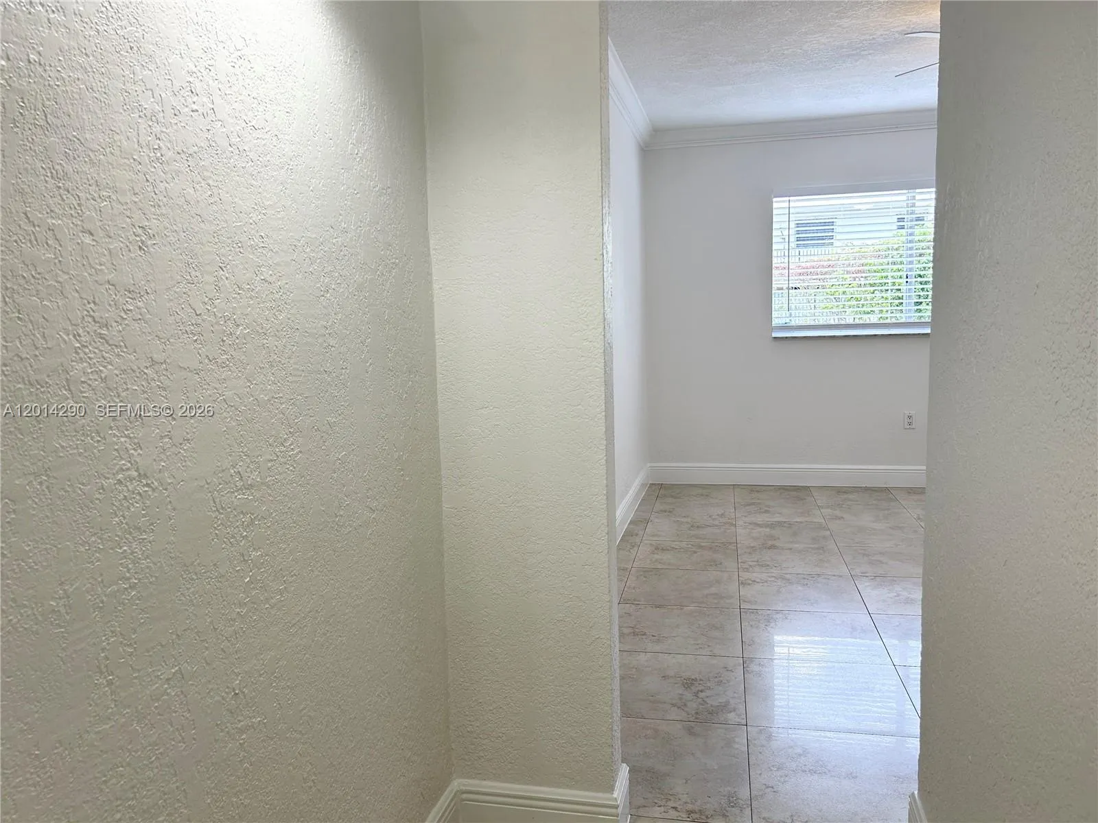 445 SW 11th St # 104, Miami FL 33130