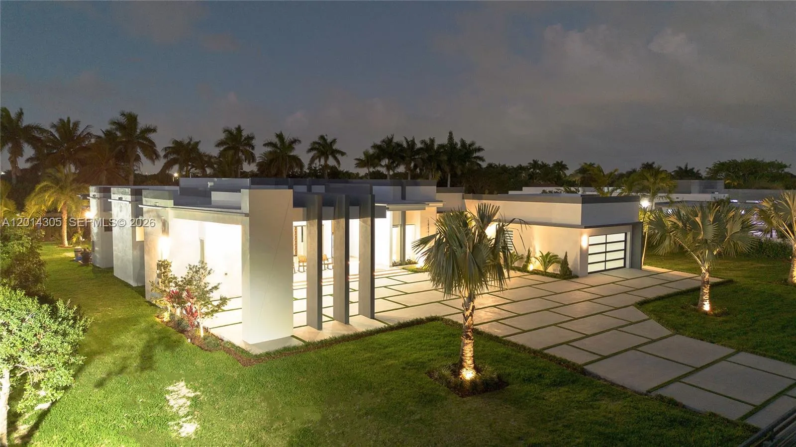 13231 SW 220 ST, Miami FL 33170