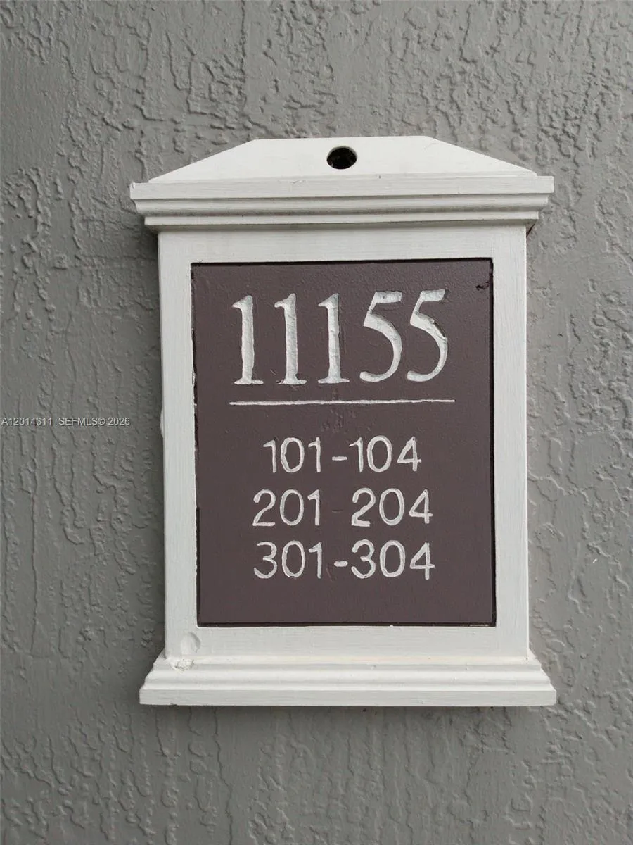 11155 SW 5TH PL # 203, Pembroke Pines FL 33025