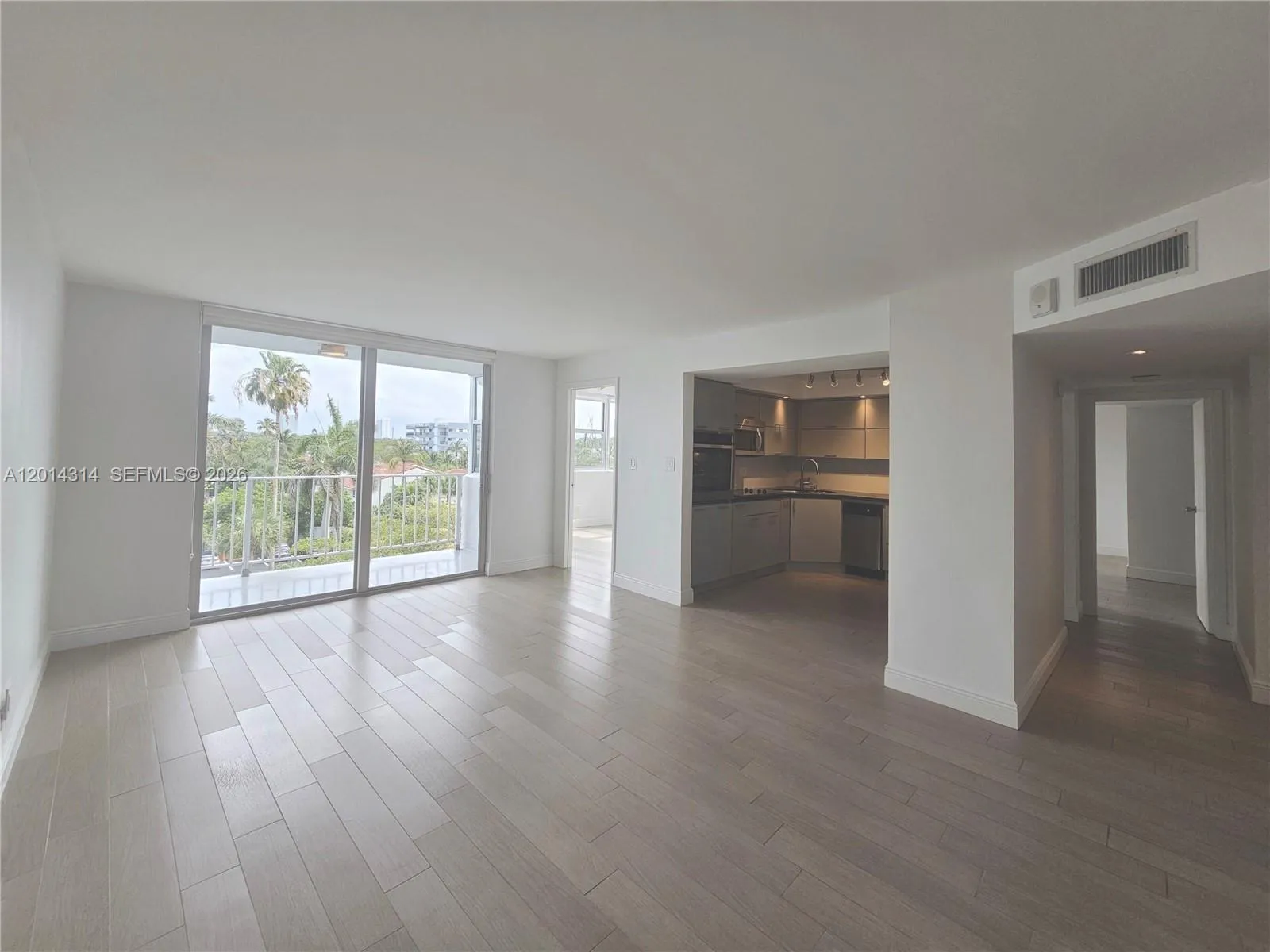 16546 NE 26th Ave # 5H, North Miami Beach FL 33160