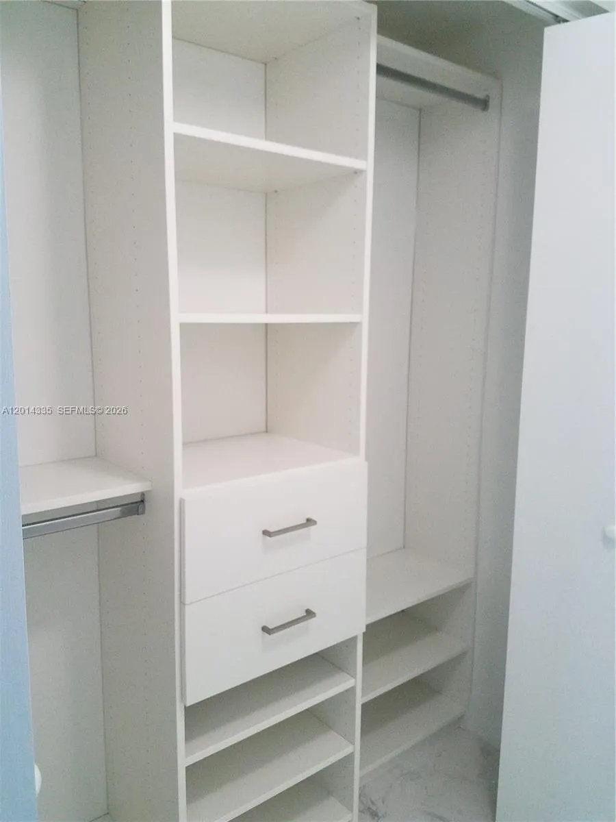 488 NE 18th # 2006, Miami FL 33132