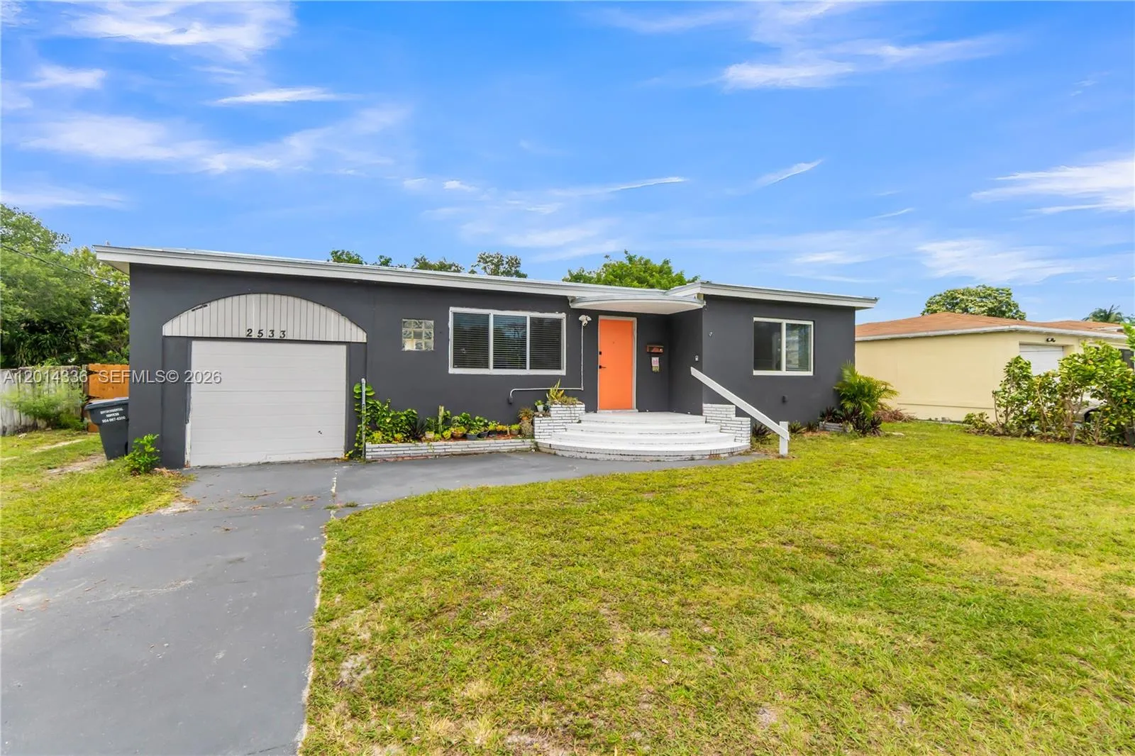 2533 Johnson St, Hollywood FL 33020